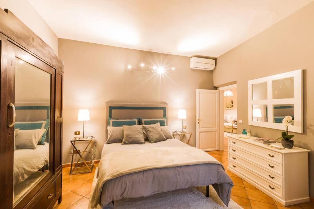 Flat Sole In The Hearth Of Firenze Bagian luar foto